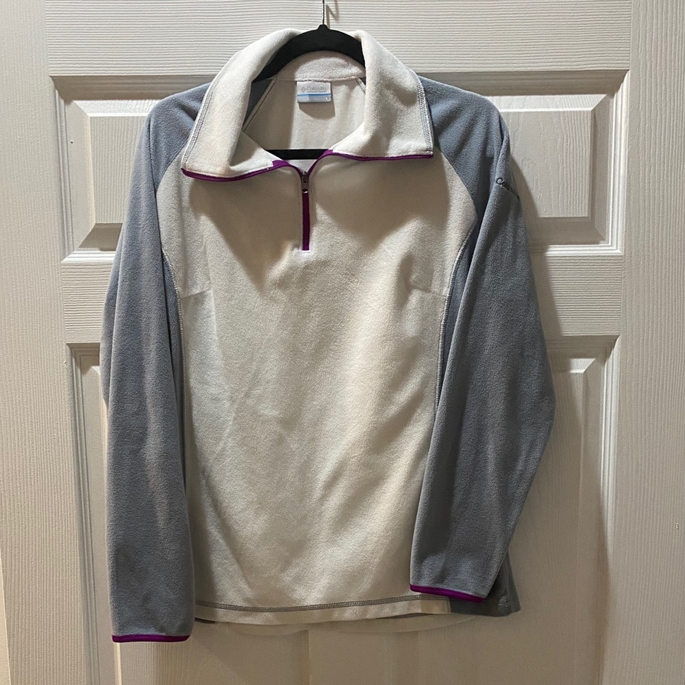 Columbia Over the Head Fleece Sweater Size: Large